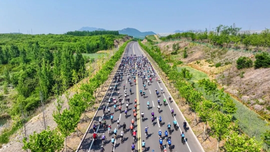 球速体育welcome中国自行车活动骑游大会（山系列）在山东日照胜利举行(图2)