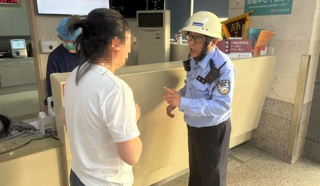 球速体育官网“警医联动” 跑出救济 “加快率”(图2)